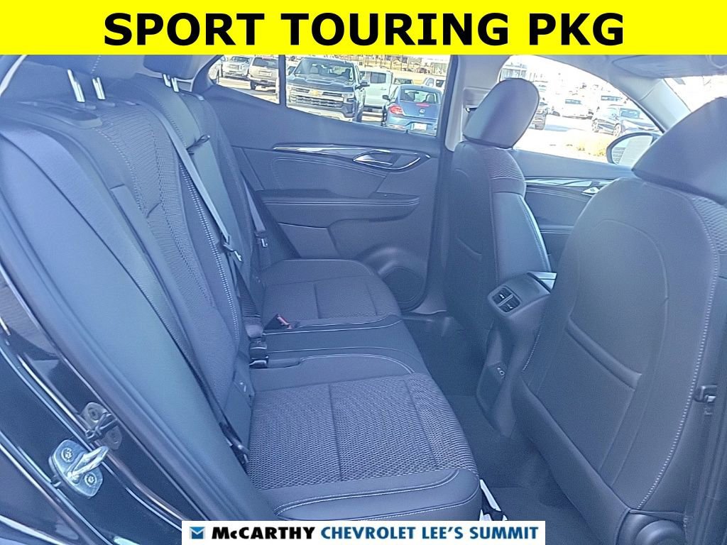 Used 2023 Buick Envision Preferred w/ Sport Touring Package image 18