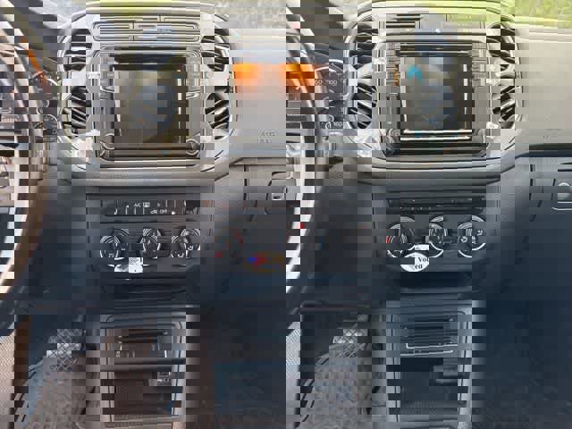 Used 2017 Volkswagen Tiguan S image 20