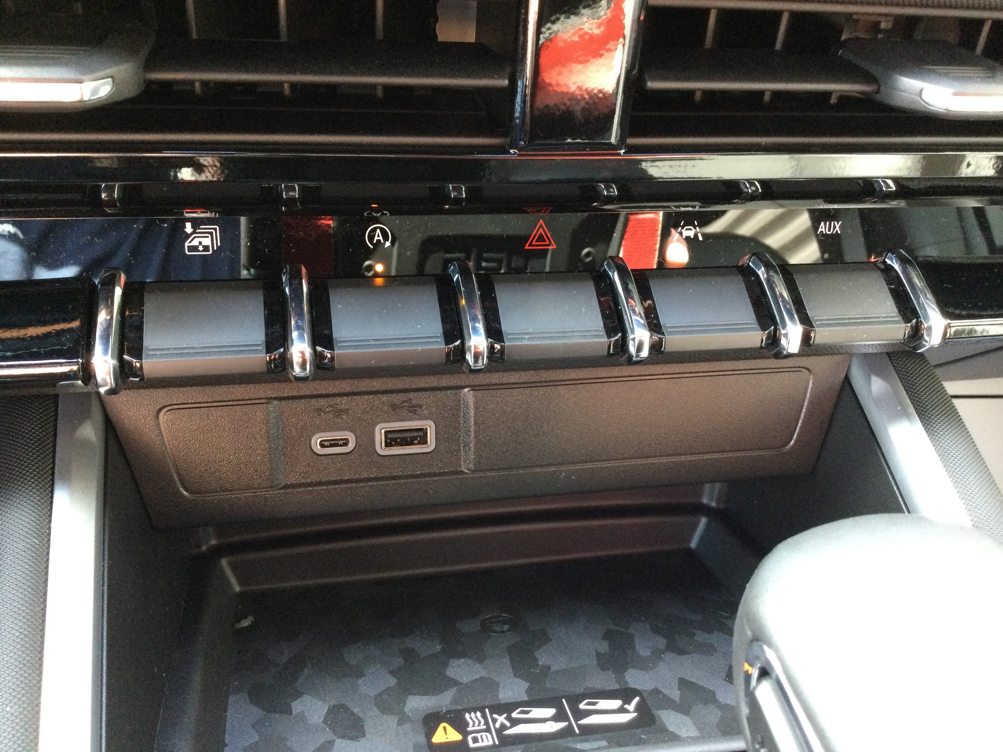 New 2026 Chevrolet Colorado Z71 w/ Technology Package image 12