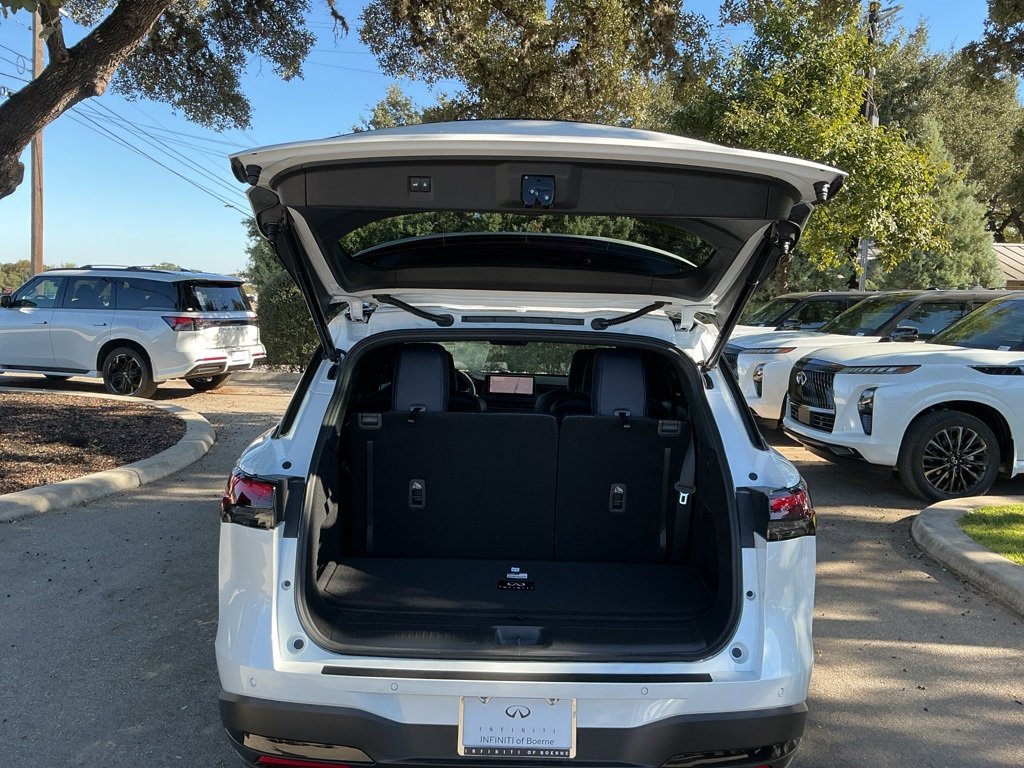 New 2026 INFINITI QX60 Sport w/ Dark Cargo Package image 30