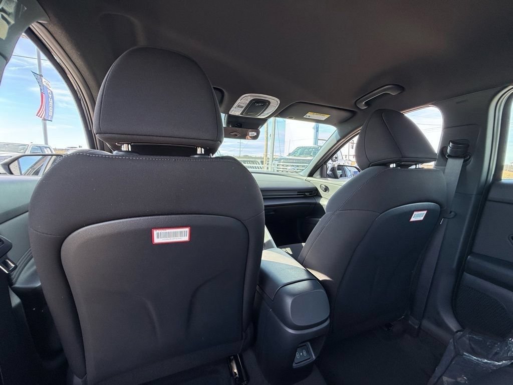 Certified 2025 Hyundai Elantra Sport FWD image 26