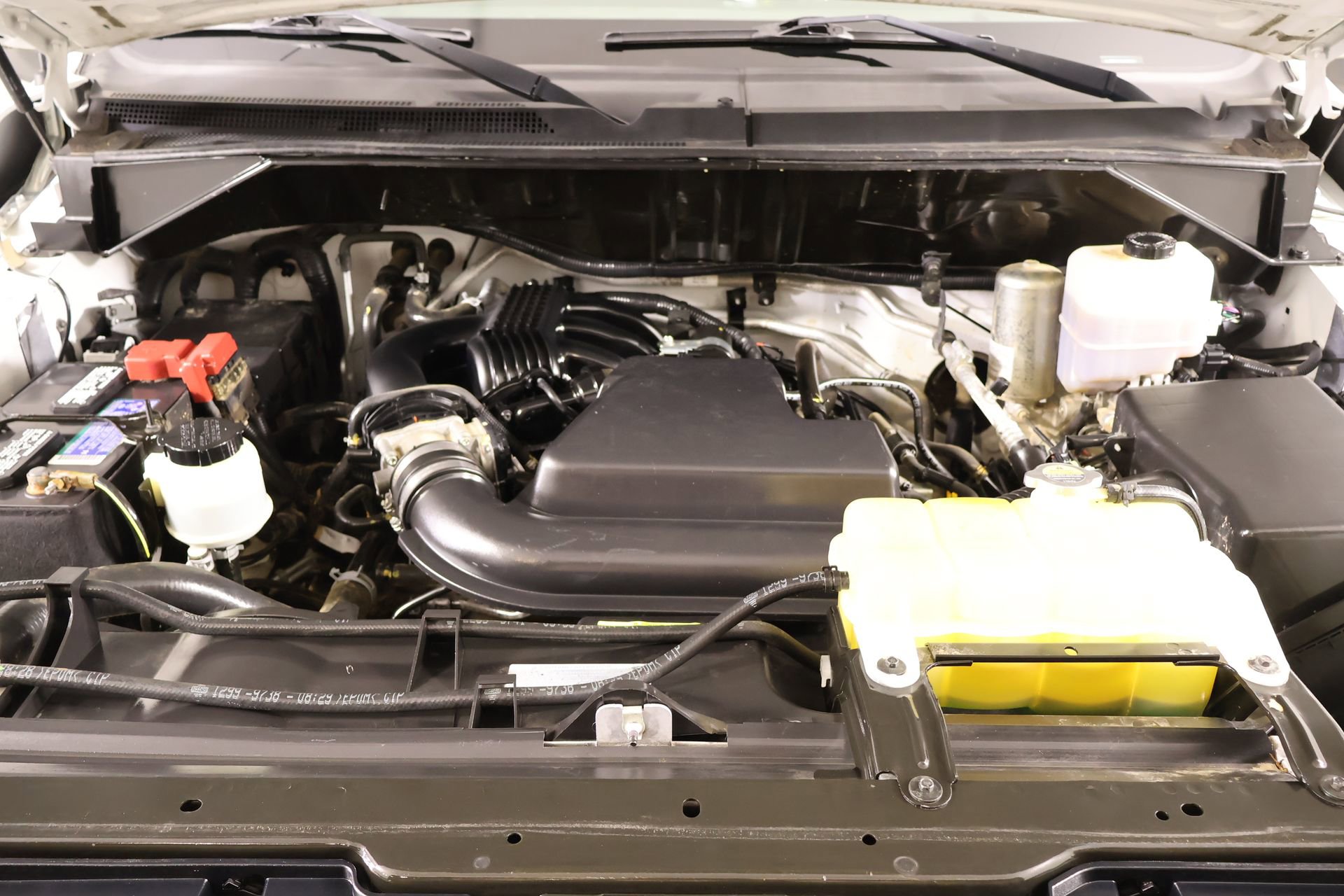 Used 2020 Nissan NV 2500 SV image 16