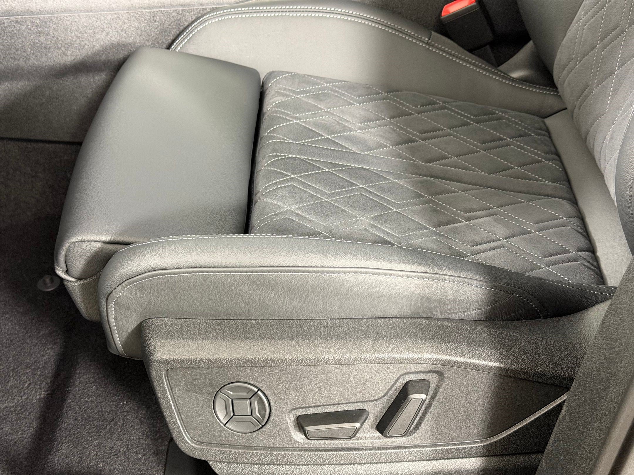 New 2026 Audi SQ5 Premium Plus AWD/4WD image 14