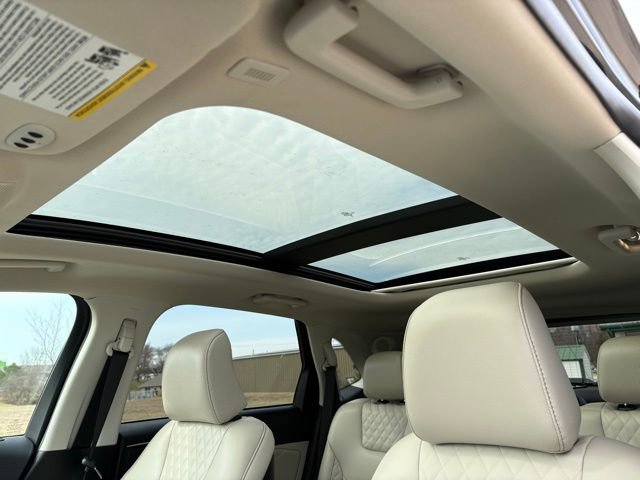 Used 2024 Ford Edge Titanium image 25