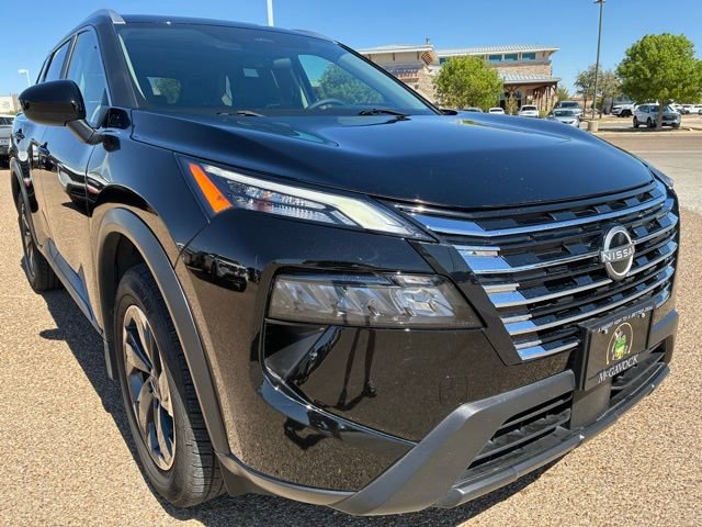 Certified 2024 Nissan Rogue SV w/ SV Premium Package FWD image 8