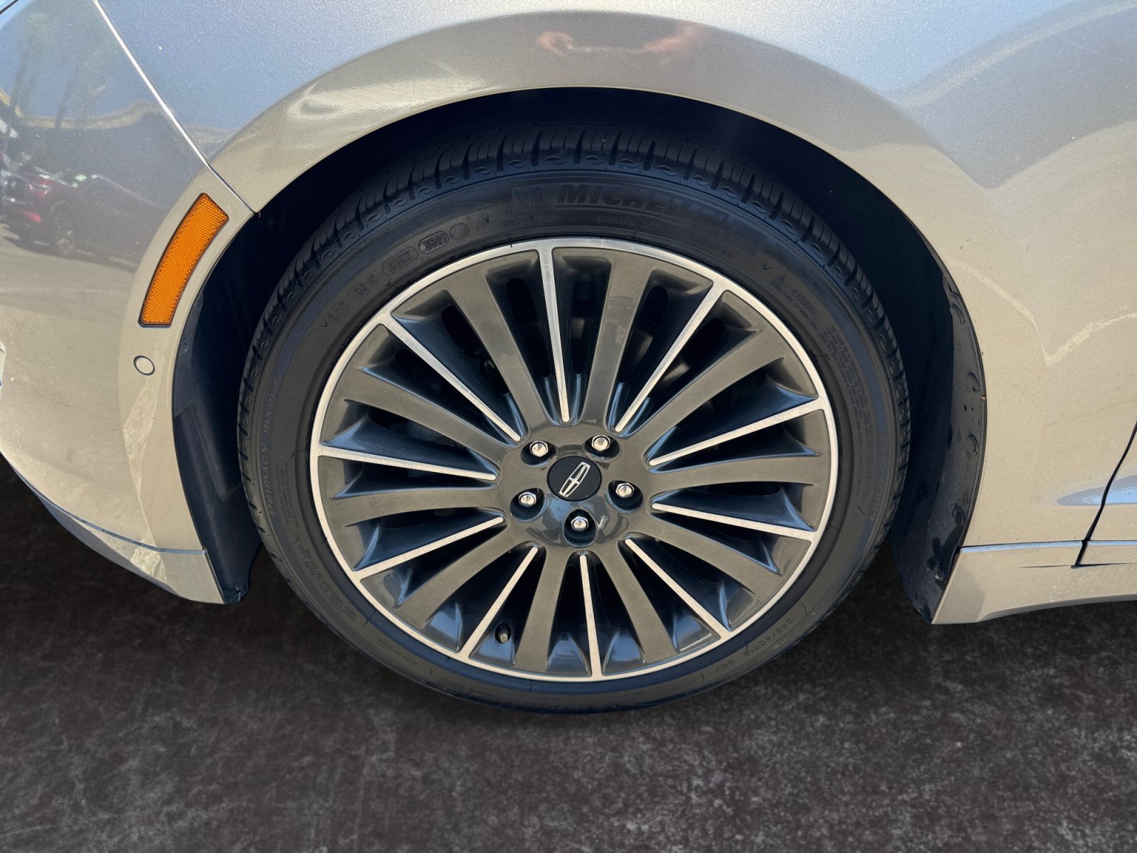 Used 2016 Lincoln MKZ w/ Equipment Group 300A Reserve FWD image 14