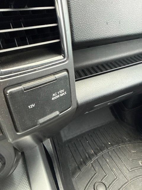 Used 2017 Ford F150 XLT w/ Equipment Group 302A Luxury AWD/4WD image 34