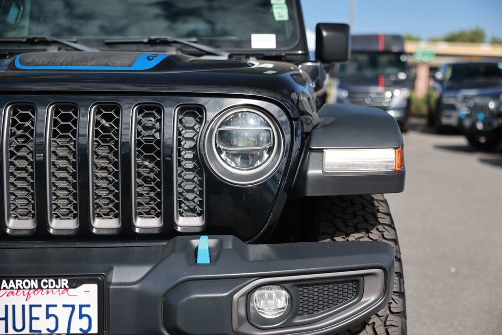 Used 2022 Jeep Wrangler Unlimited Rubicon 4xe w/ Cold Weather Group AWD/4WD image 5