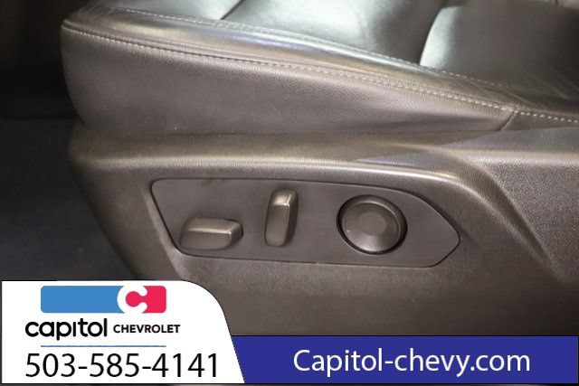 Used 2021 Chevrolet Tahoe Z71 w/ Z71 Off-Road Package AWD/4WD image 16