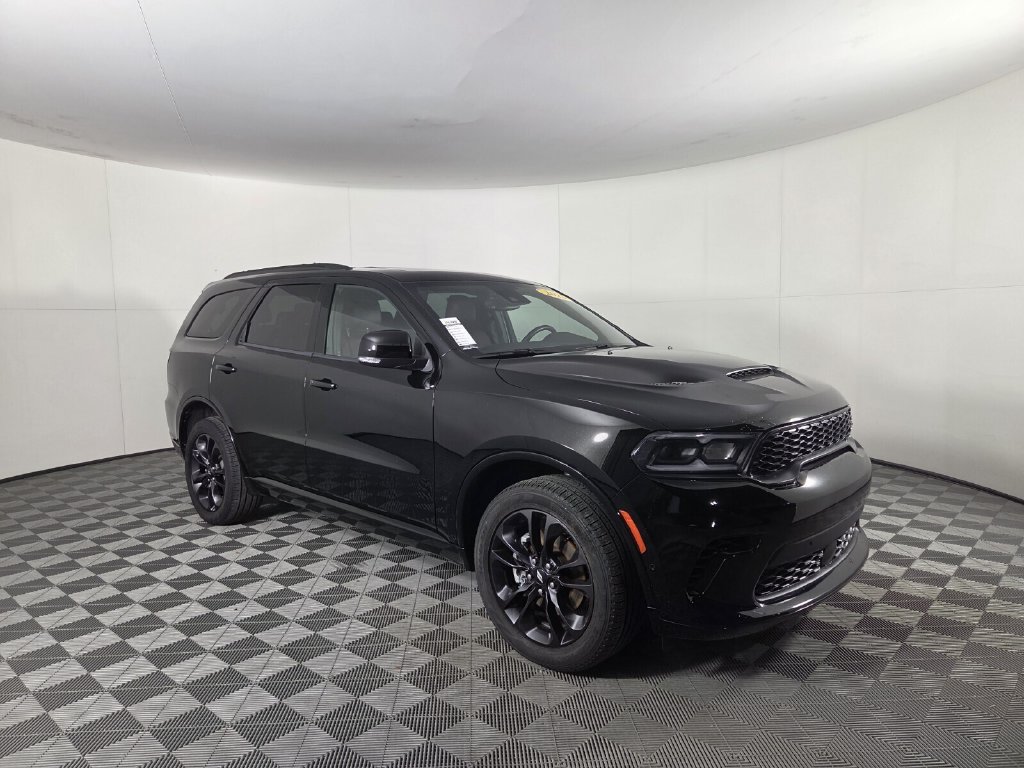 Used 2025 Dodge Durango GT AWD/4WD image 2