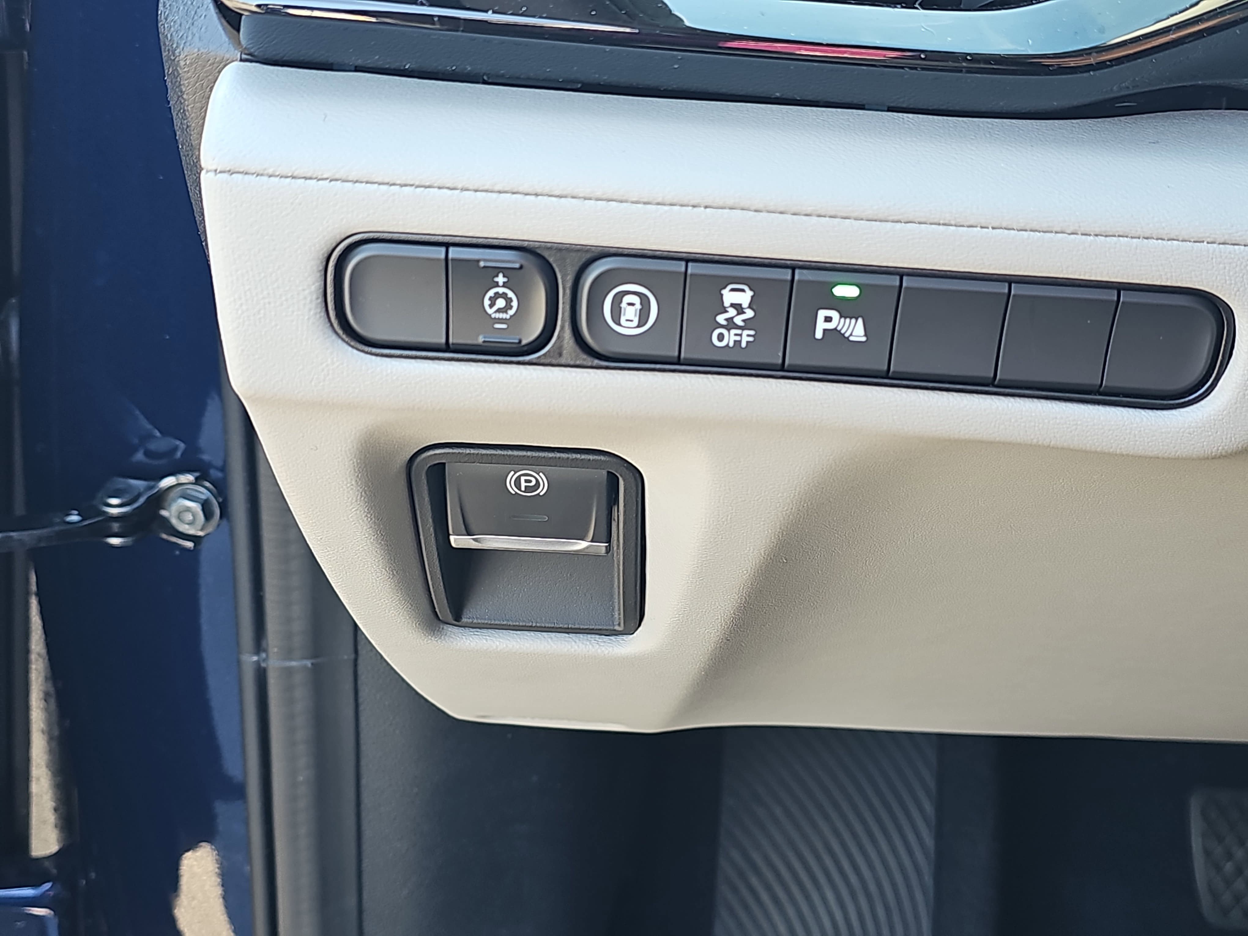 Certified 2023 Acura MDX SH-AWD w/ Technology Package image 24