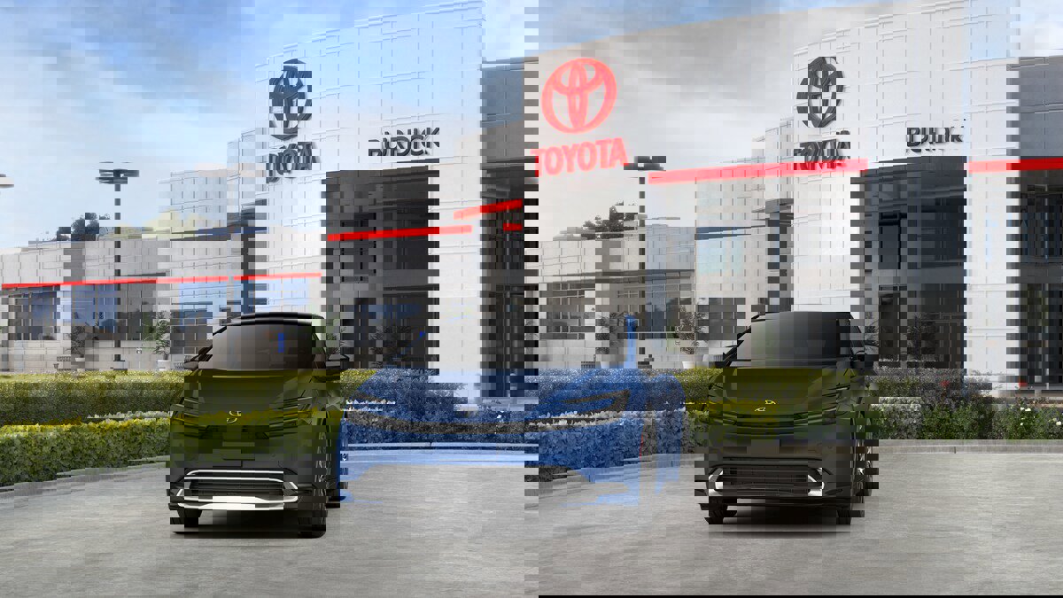 New 2026 Toyota Prius XLE image 18