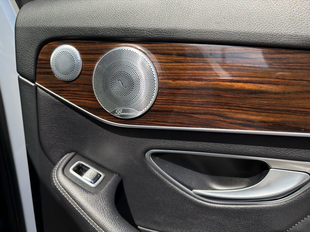Used 2020 Mercedes-Benz C 300 Sedan image 39