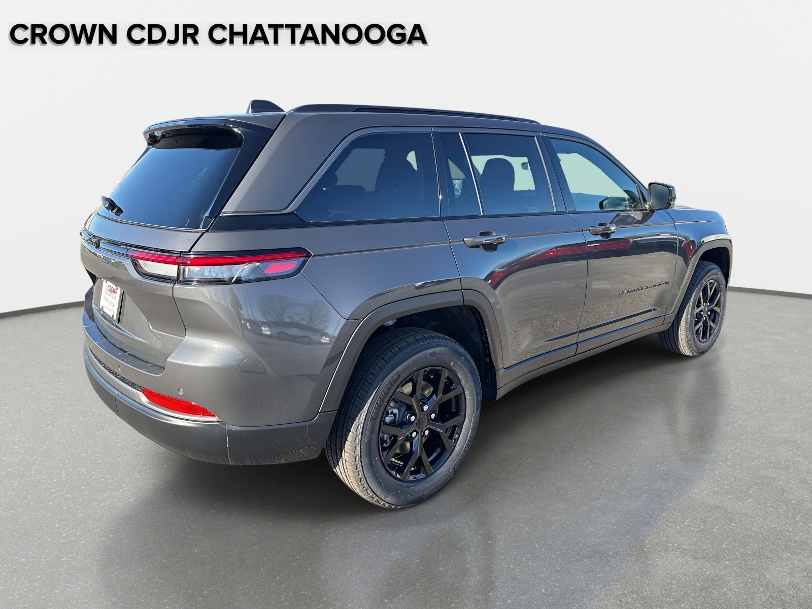 New 2026 Jeep Grand Cherokee Altitude AWD/4WD image 4