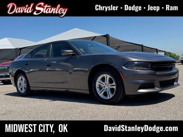 Used 2022 Dodge Charger SXT image 1