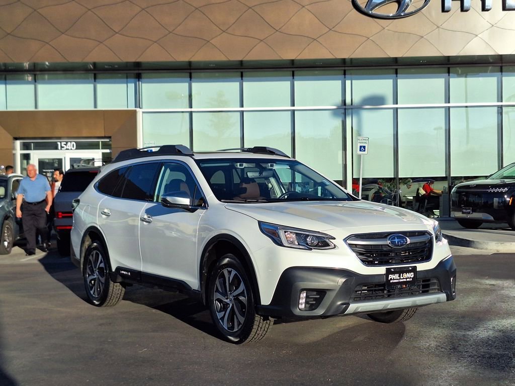 Used 2022 Subaru Outback Touring w/ Popular Package #2 image 1