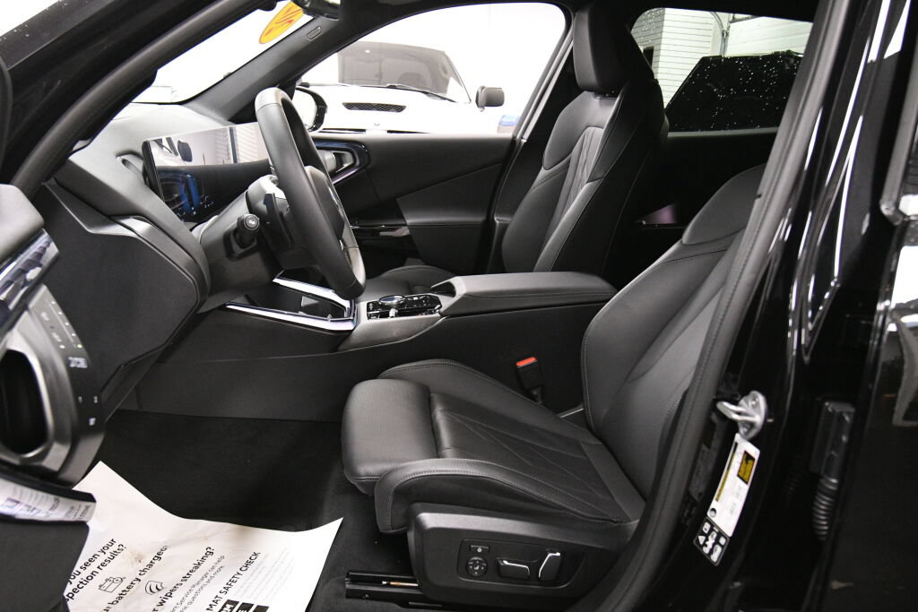 Used 2026 BMW X3 xDrive30i AWD/4WD image 10