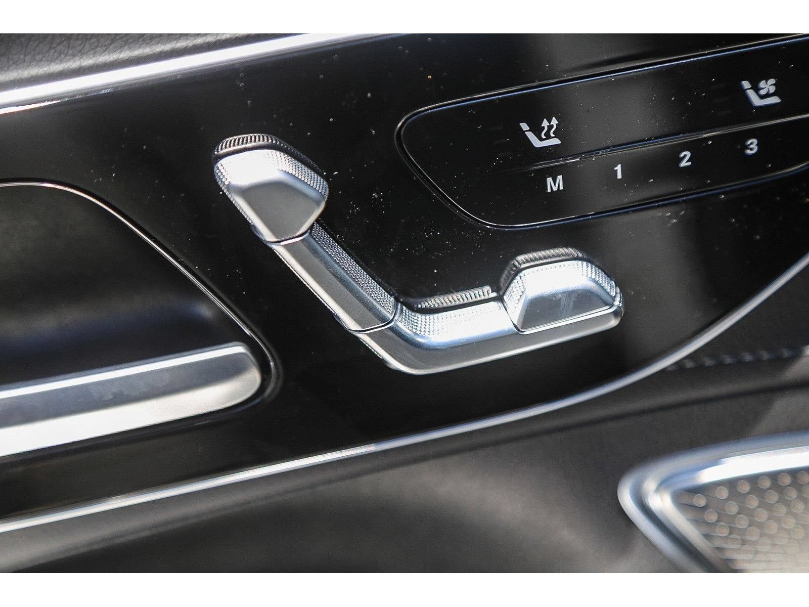 Used 2024 Mercedes-Benz EQE 350+ 4MATIC Sedan image 20