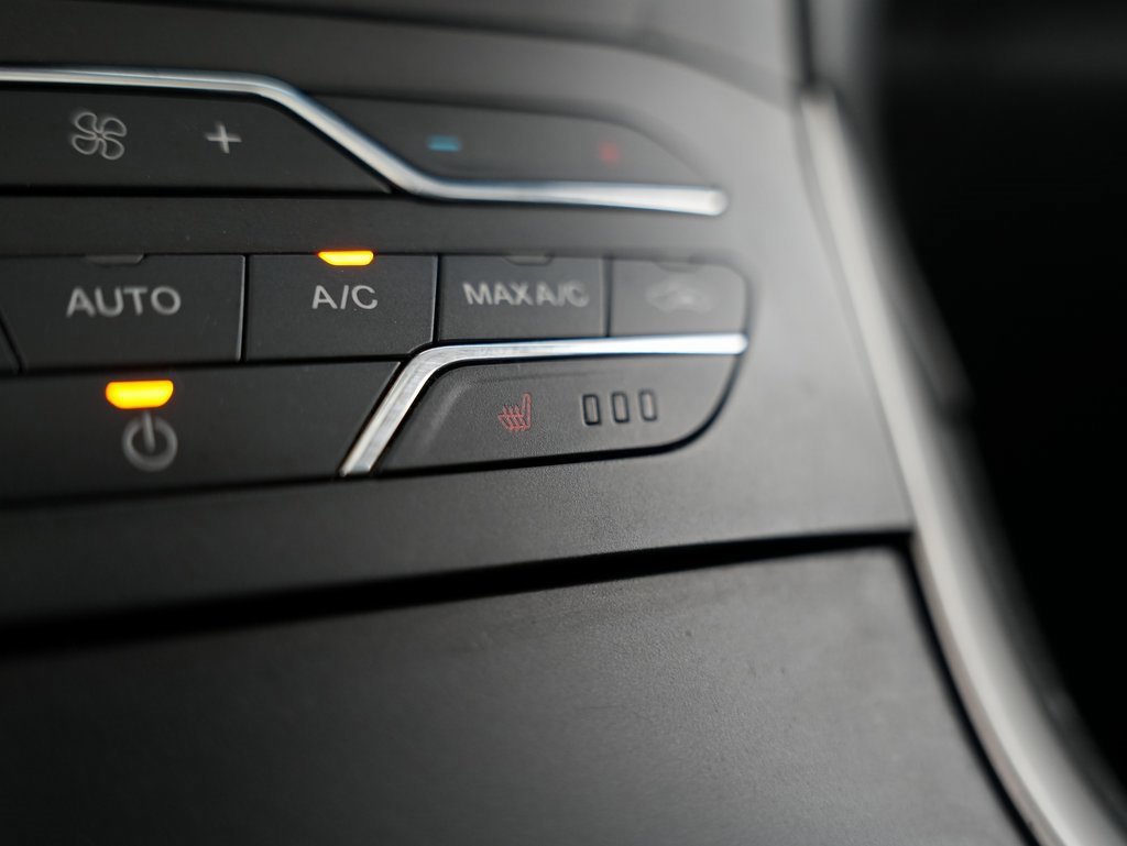 Used 2020 Ford Edge SEL w/ Convenience Package image 26