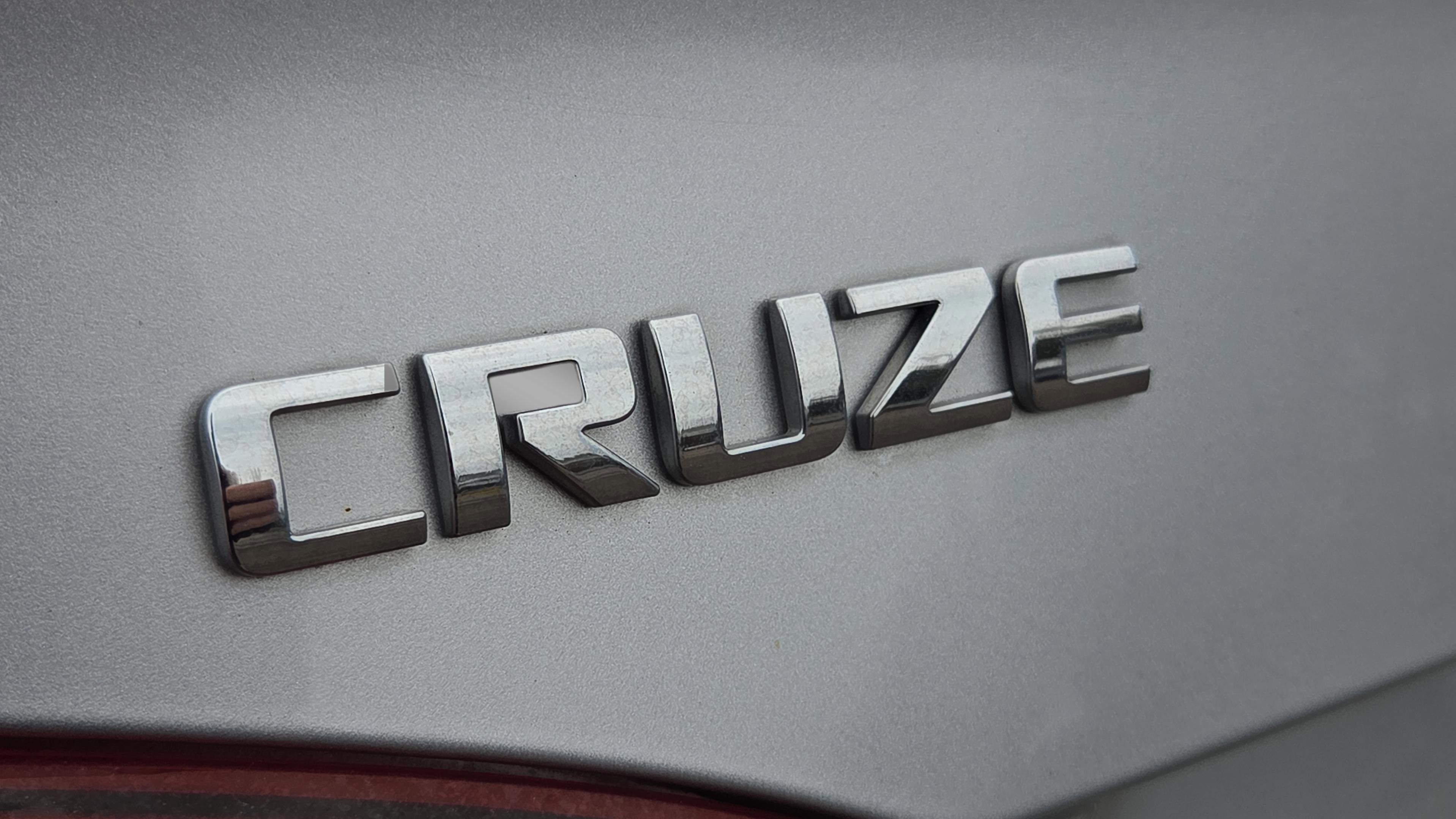 Used 2018 Chevrolet Cruze LS image 19