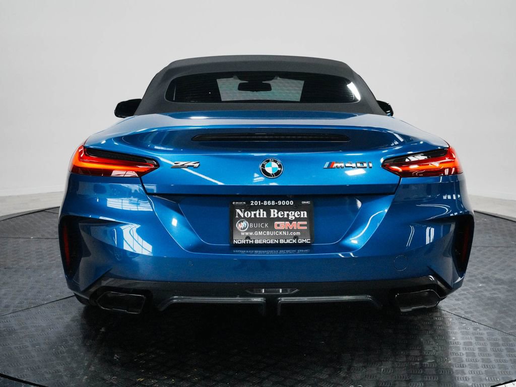 Used 2024 BMW Z4 M40i w/ Premium Package RWD image 14