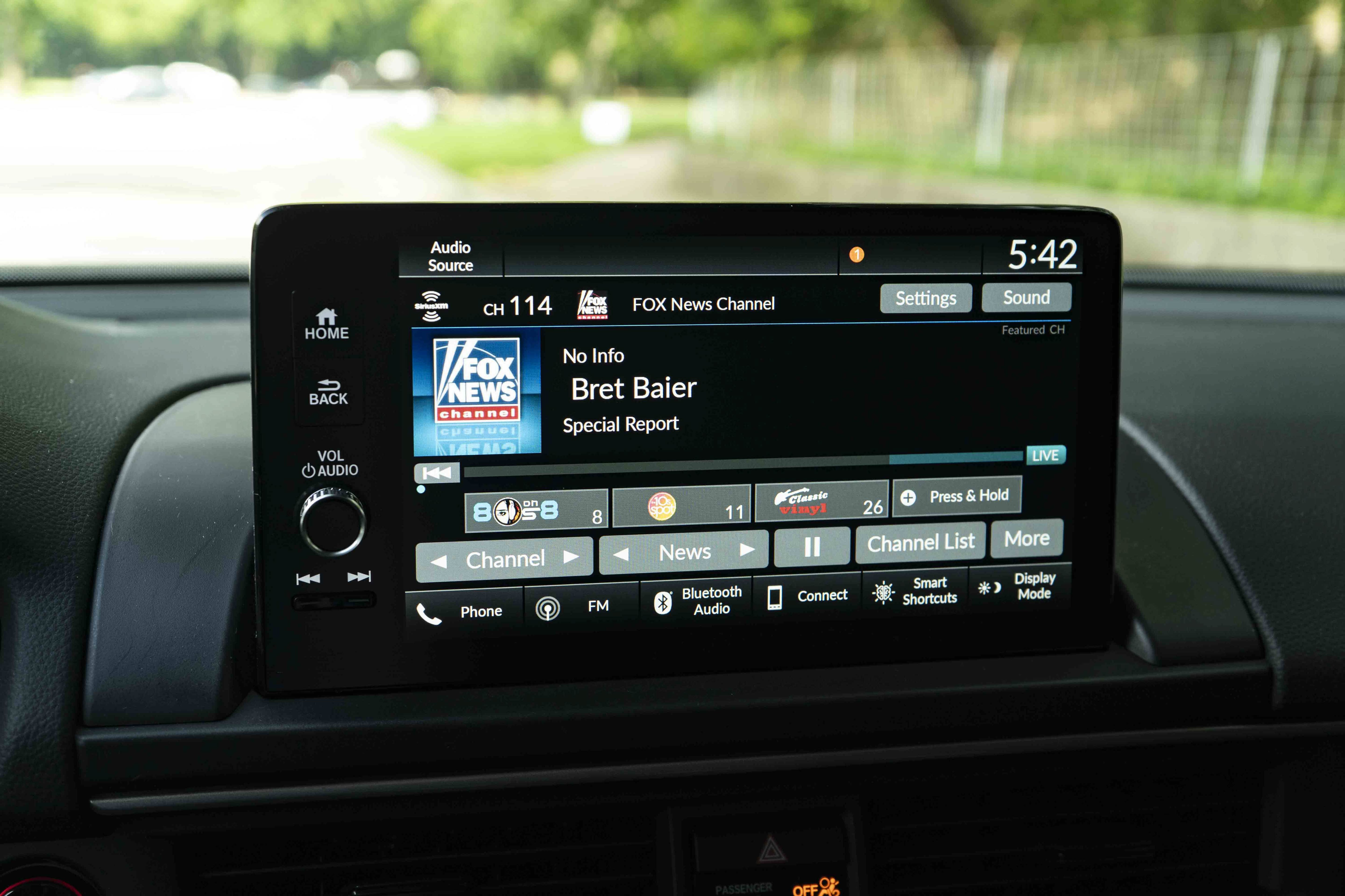 Used 2025 Honda Pilot EX-L image 31