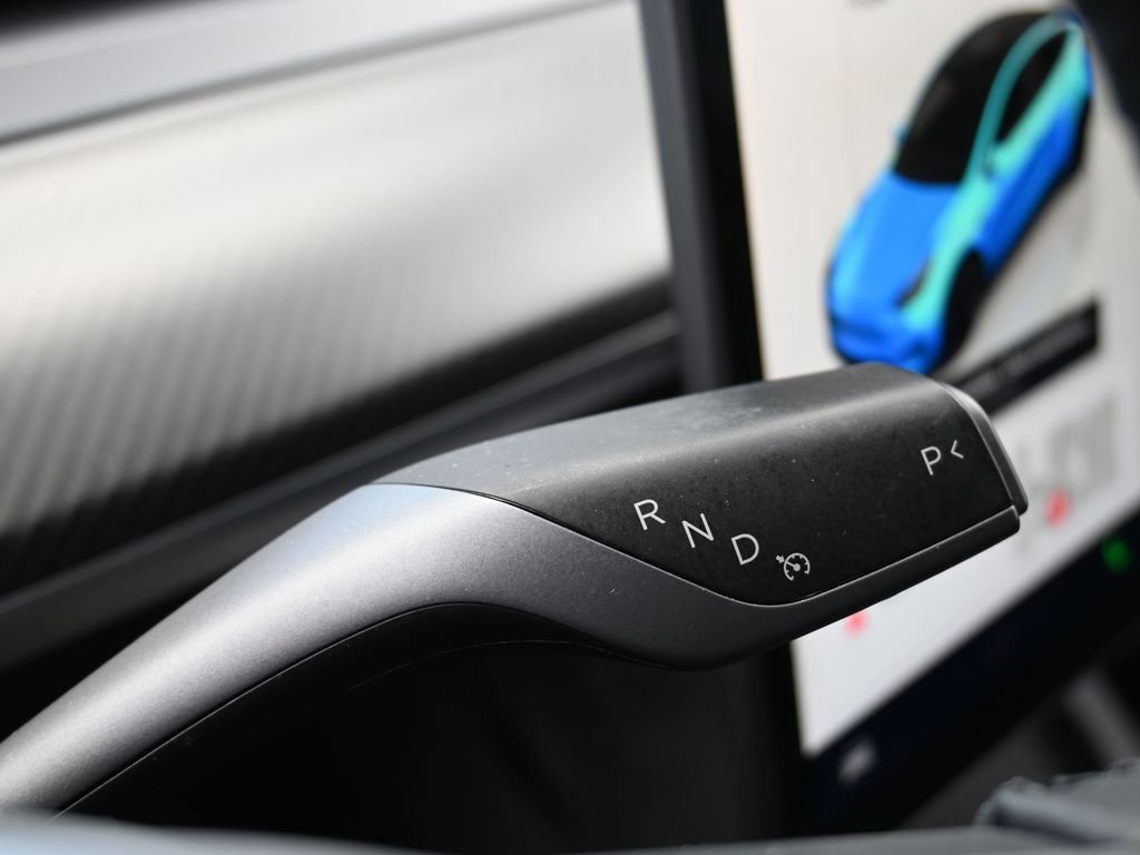 Used 2022 Tesla Model Y Performance image 25