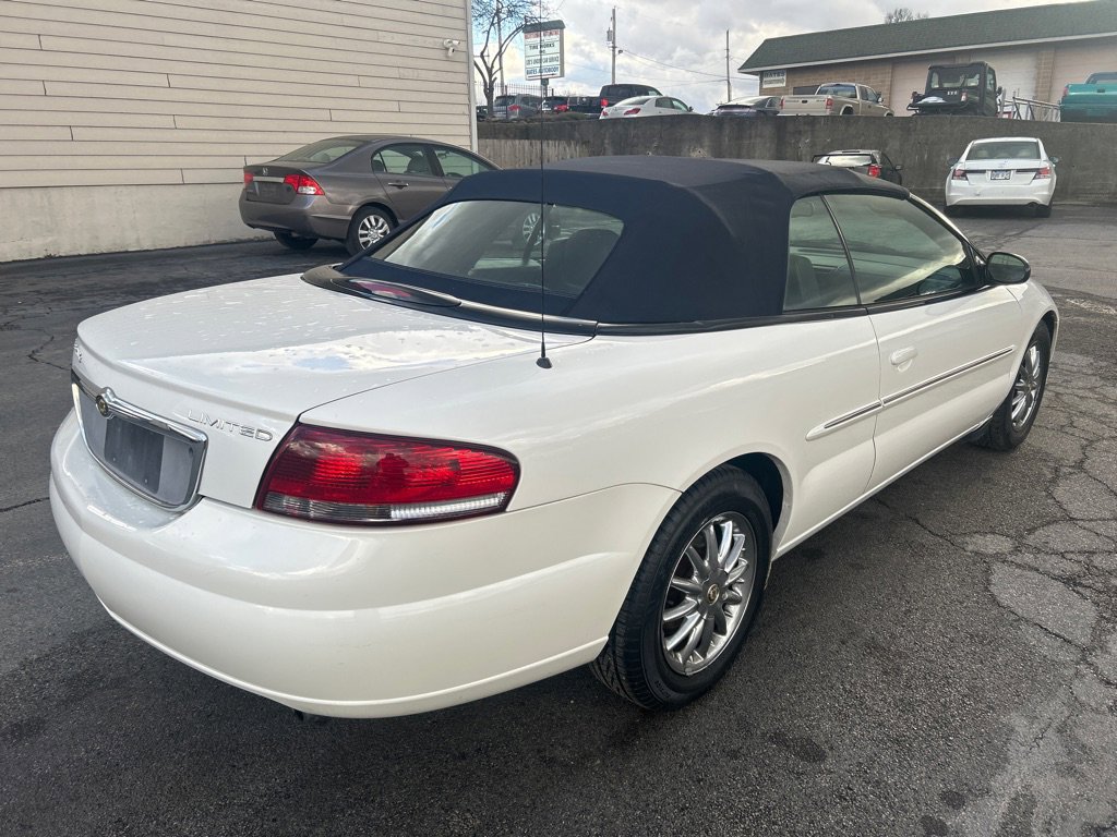 Used 2002 Chrysler Sebring Limited image 6