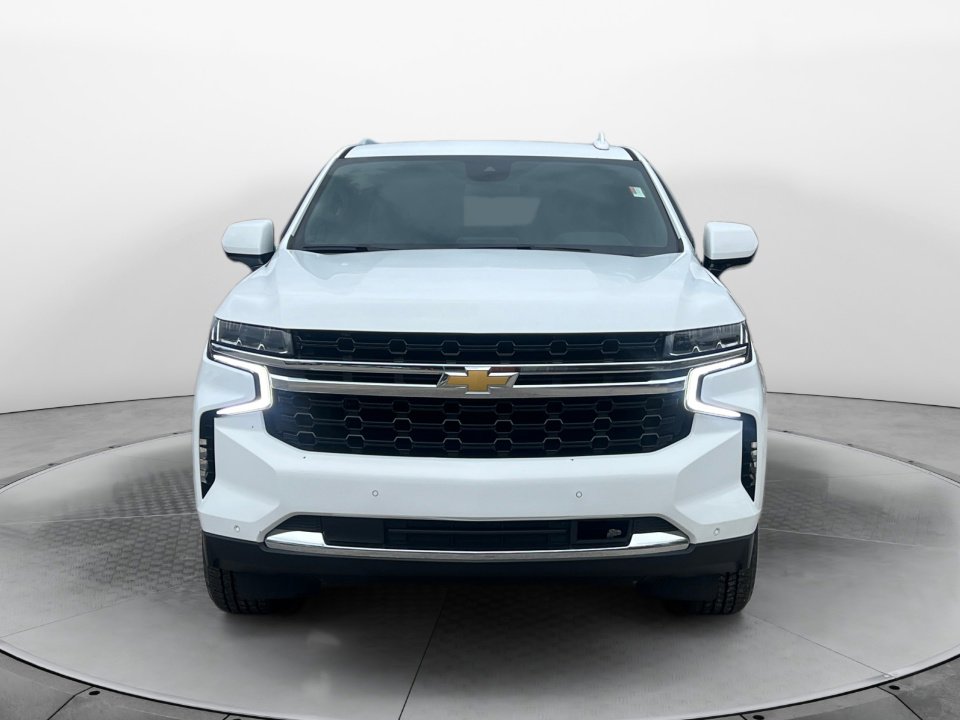 Used 2023 Chevrolet Tahoe LS AWD/4WD image 2
