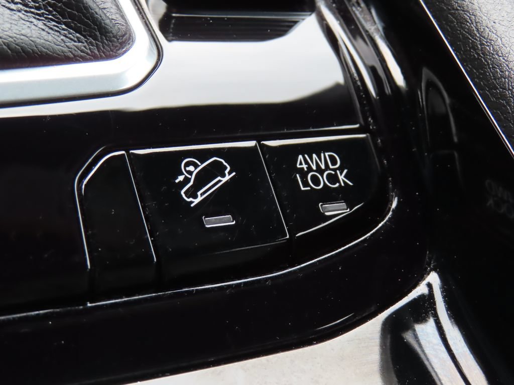 Certified 2025 Jeep Compass Trailhawk AWD/4WD image 9