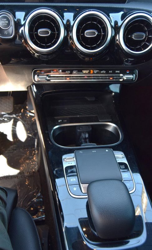 Used 2020 Mercedes-Benz CLA 250 image 30