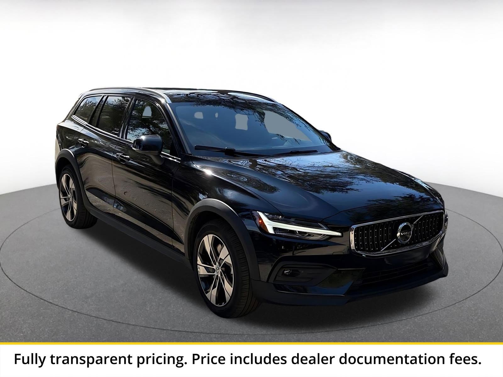 Used 2025 Volvo V60 B5 Cross Country Plus