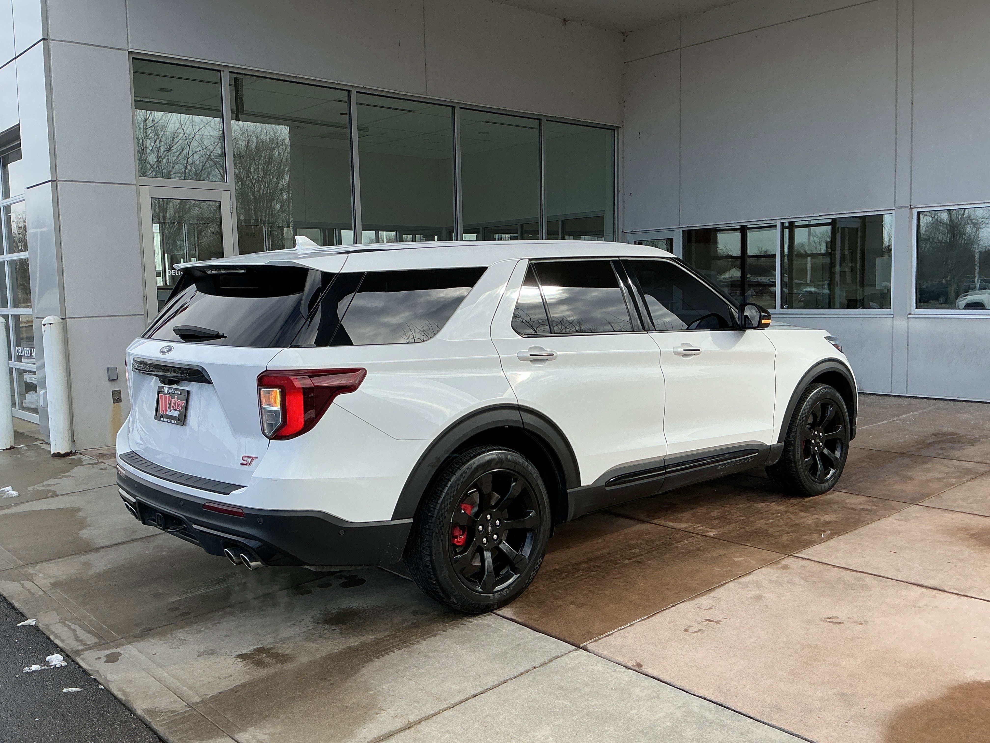 Used 2021 Ford Explorer ST w/ Equipment Group 401A image 22