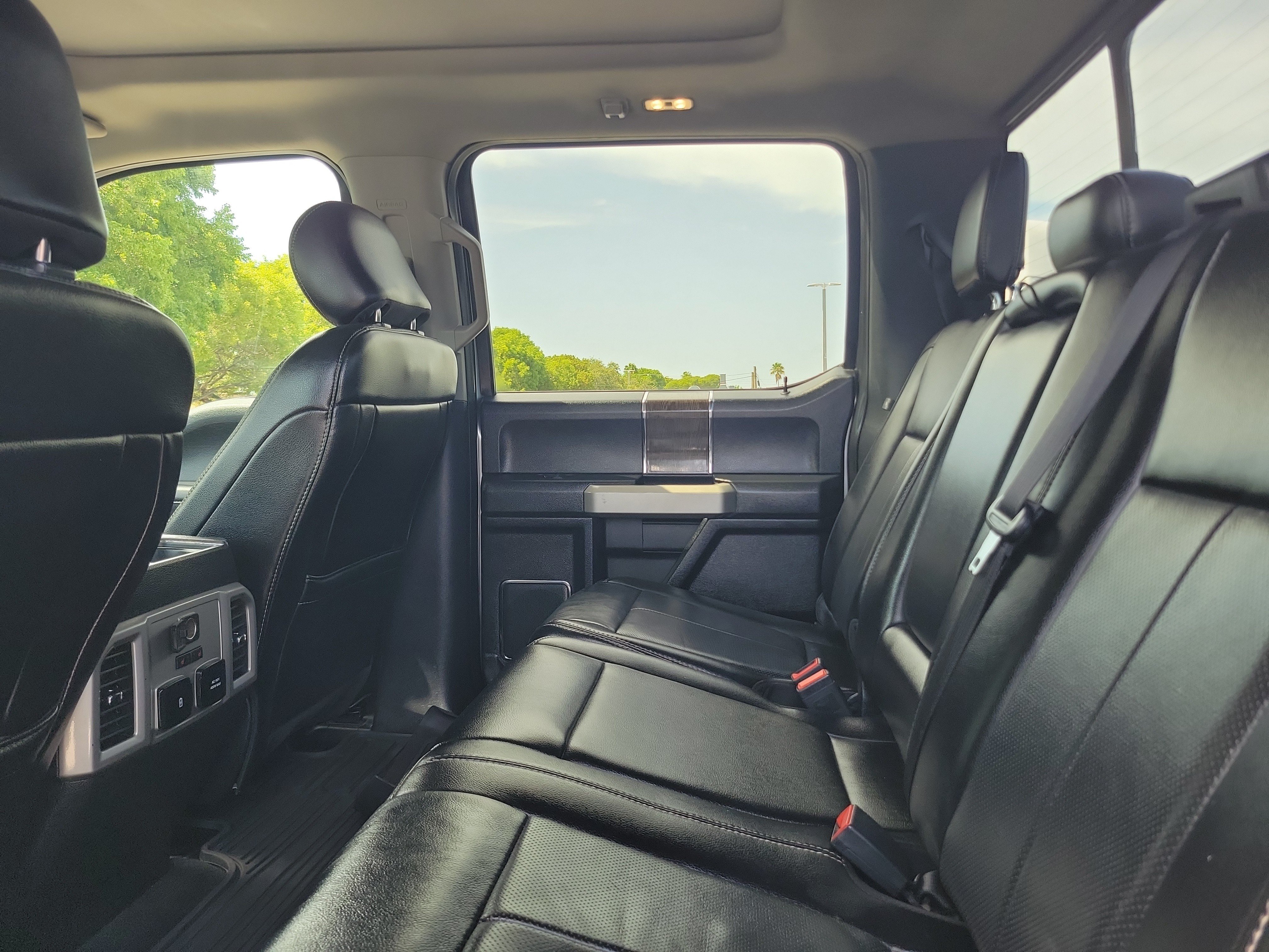 Used 2020 Ford F250 Lariat AWD/4WD image 14