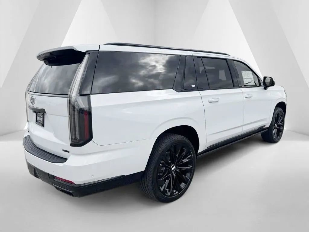 New 2026 Cadillac Escalade ESV Platinum Sport w/ LPO, ONYX Package image 7