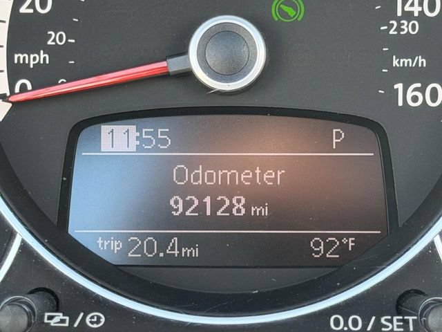 Used 2014 Volkswagen Beetle R-Line FWD image 22