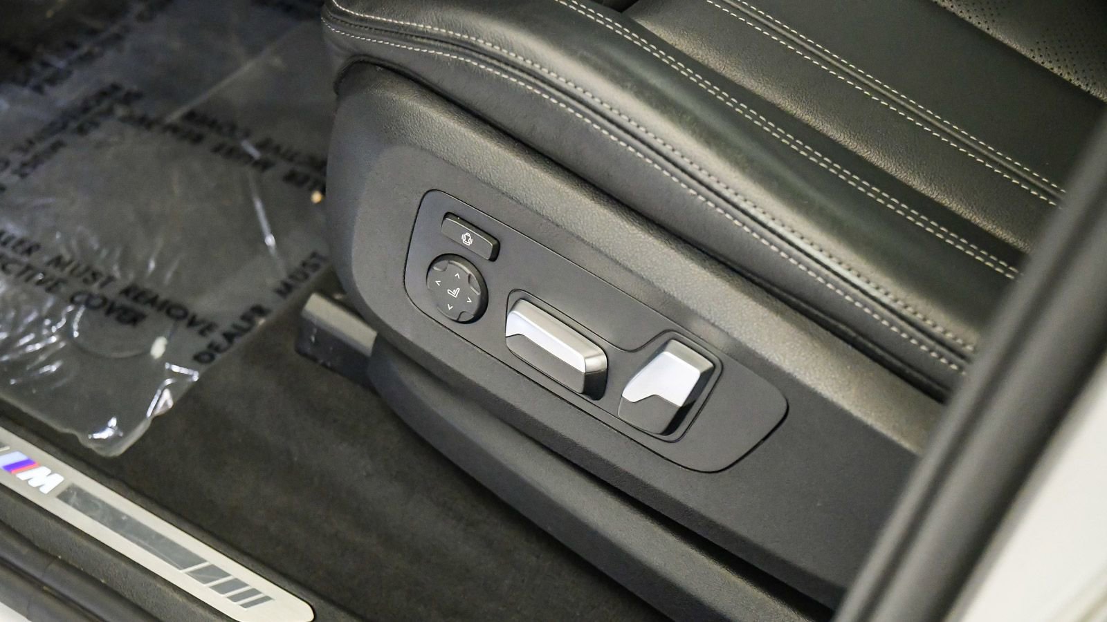 Certified 2022 BMW X5 sDrive40i w/ M Sport Package image 25