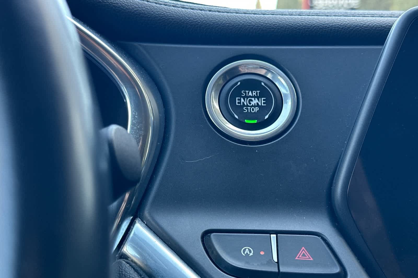 Used 2020 Chevrolet Blazer LT FWD image 23