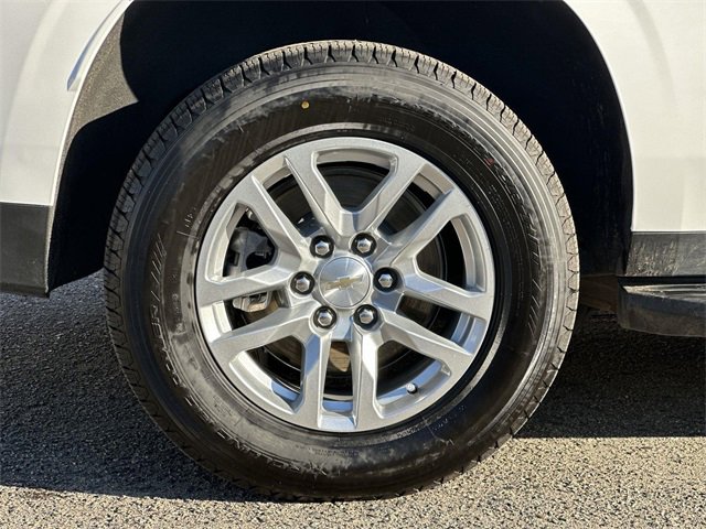 Used 2023 Chevrolet Suburban LT image 31