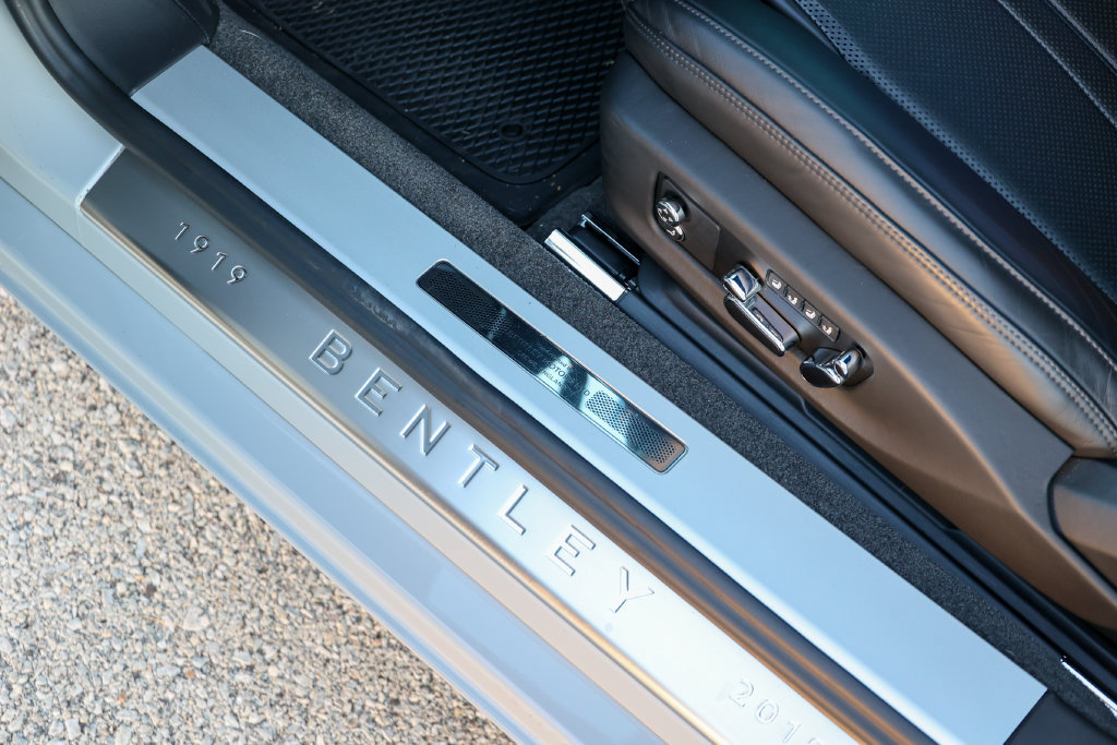 Used 2020 Bentley Continental GT AWD/4WD image 25