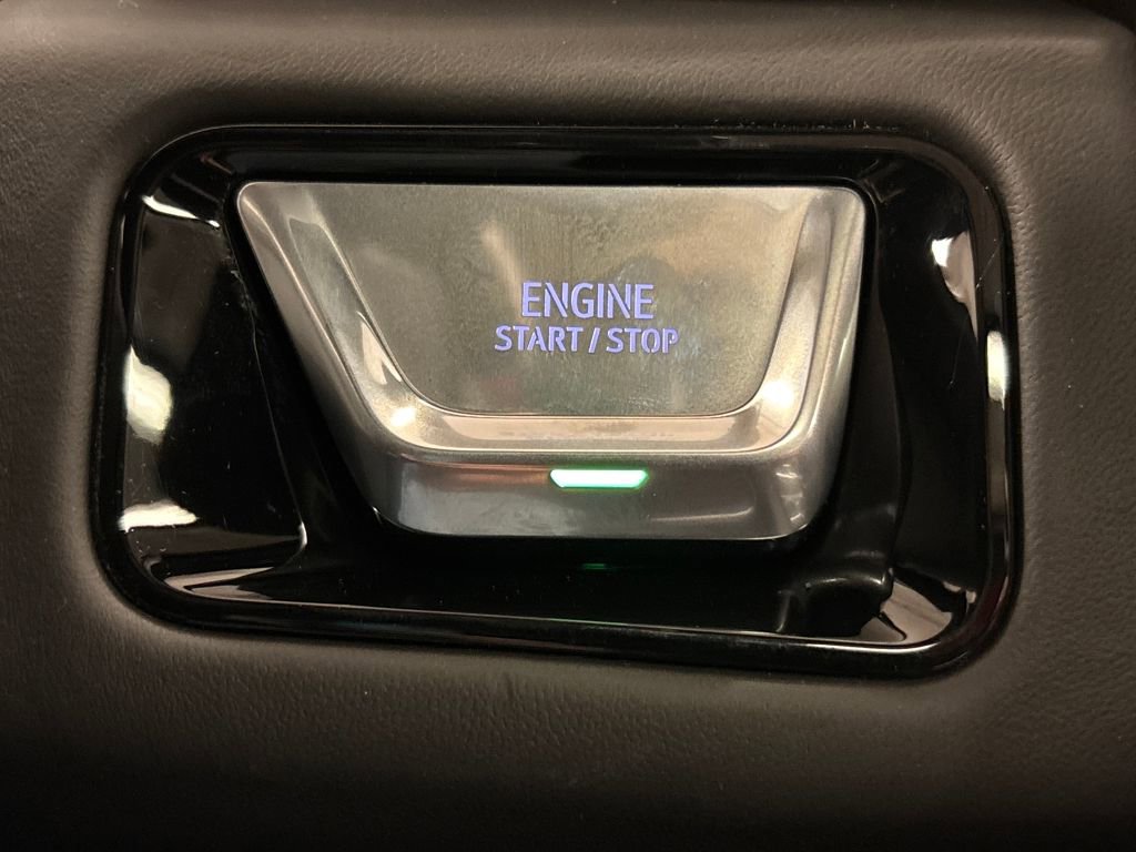 New 2026 GMC Yukon XL AT4 Ultimate w/ LPO, Floor Liner Package image 39