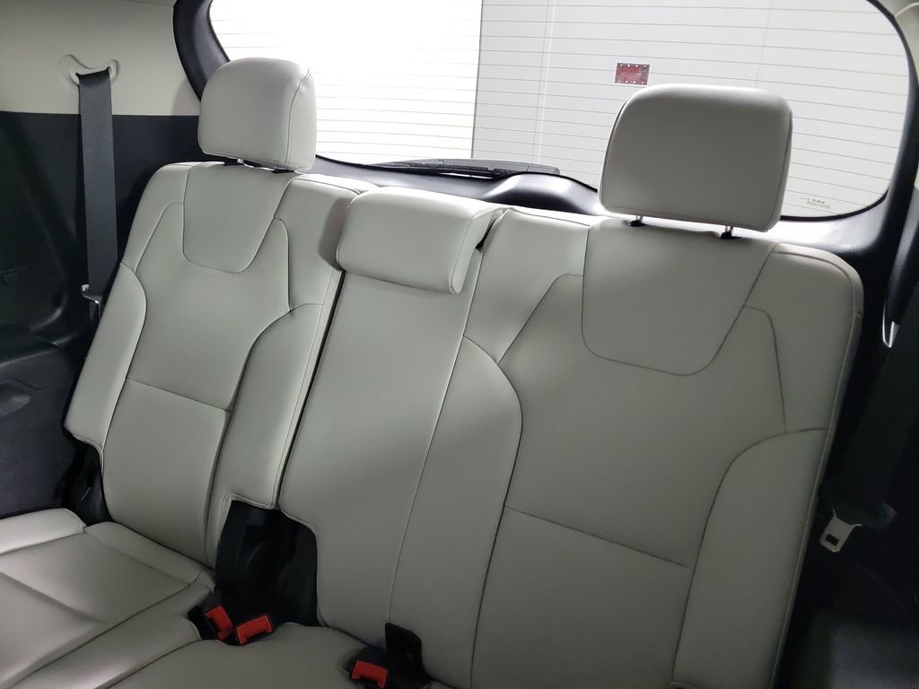 Used 2024 Kia Telluride EX w/ EX Captain's Chair Package FWD image 24