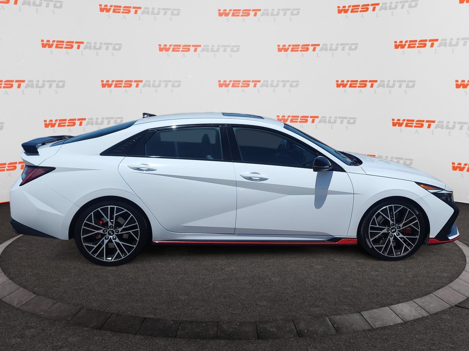 Used 2023 Hyundai Elantra N FWD image 6