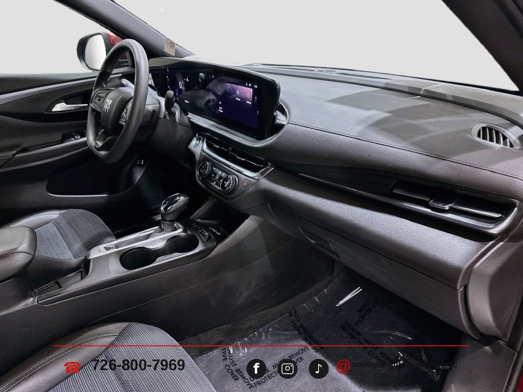 Used 2025 Buick Envista Preferred w/ Convenience II Package FWD image 28