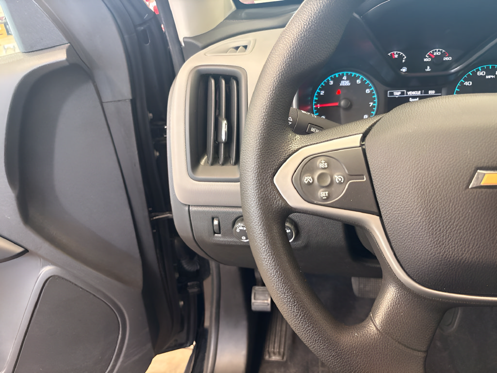 Used 2019 Chevrolet Colorado W/T w/ Custom Special Edition AWD/4WD image 23