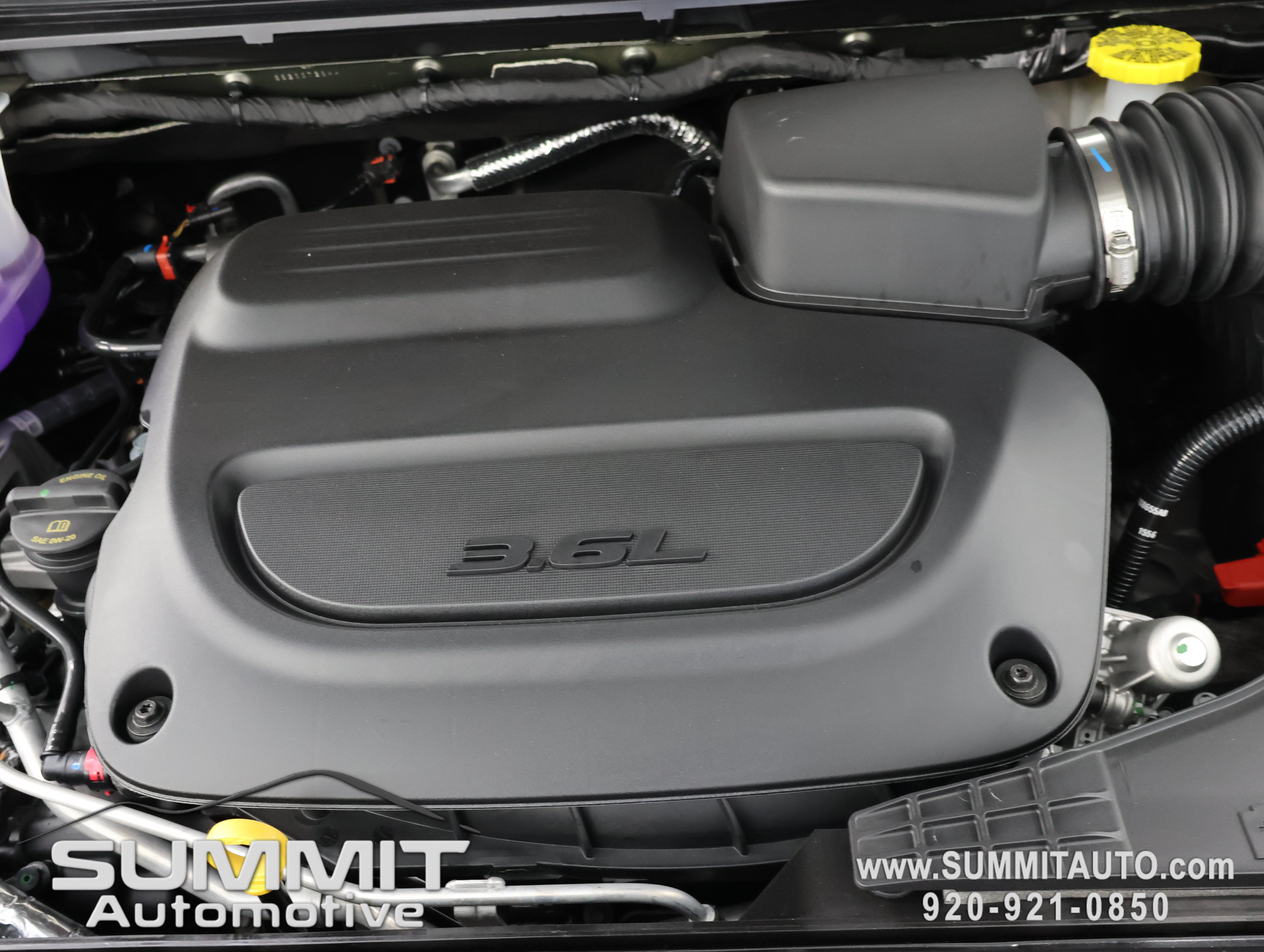 New 2027 Chrysler Pacifica Limited AWD/4WD image 24