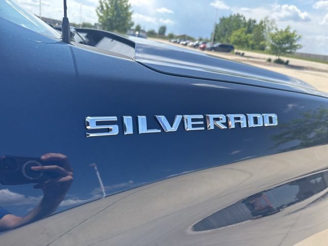 Used 2020 Chevrolet Silverado 1500 RST AWD/4WD image 38