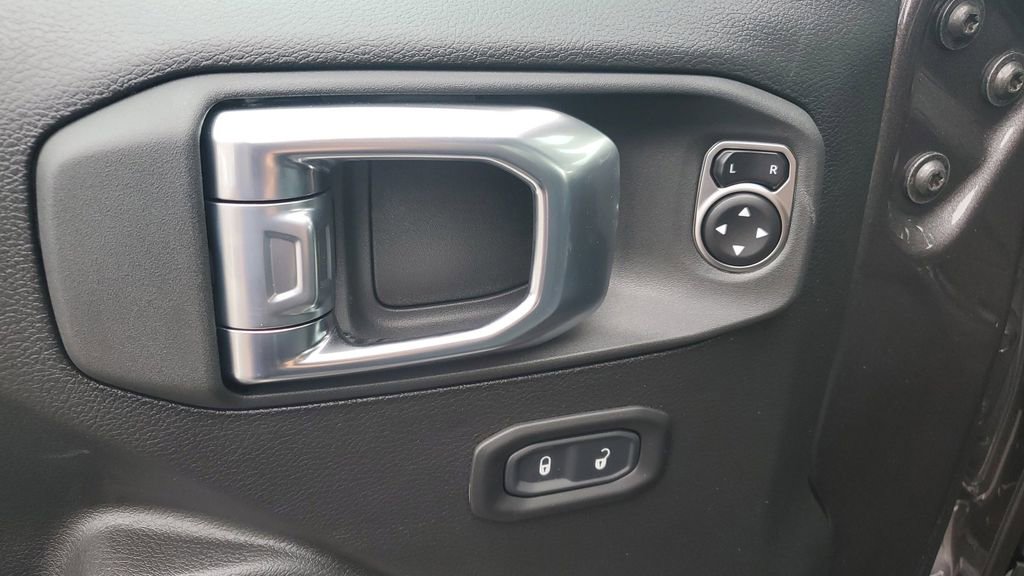 New 2025 Jeep Wrangler Sport S image 19