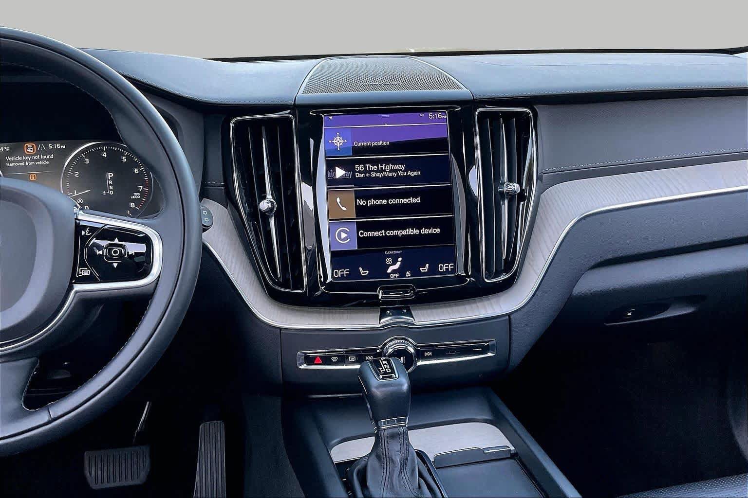 Used 2021 Volvo XC60 T5 Inscription w/ Protection Package AWD/4WD image 6