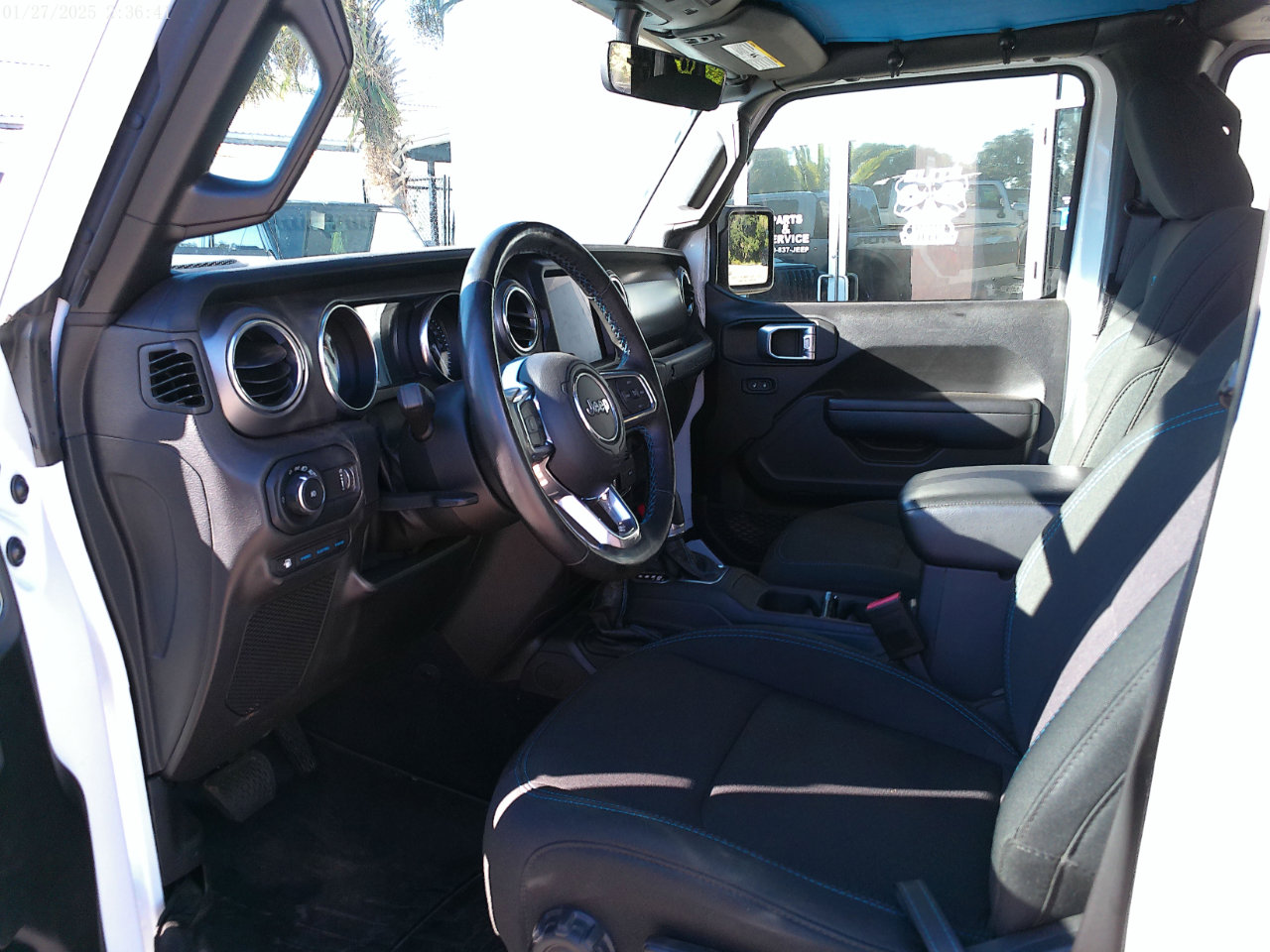 Used 2023 Jeep Wrangler Unlimited Rubicon 4xe w/ Cold Weather Group image 13